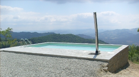 Piscina di Bubbio seminterrata