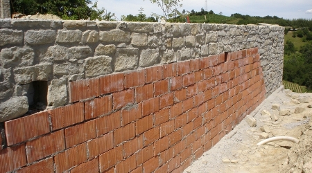 Piscina di Bubbio rivestimento